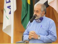Valmir questiona Izaias sobre falta de rotatória em cruzamento no Parque Meia Lua