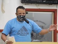 Roninha questiona Prefeito sobre instalação de lâmpadas de LED em vias de Jacareí