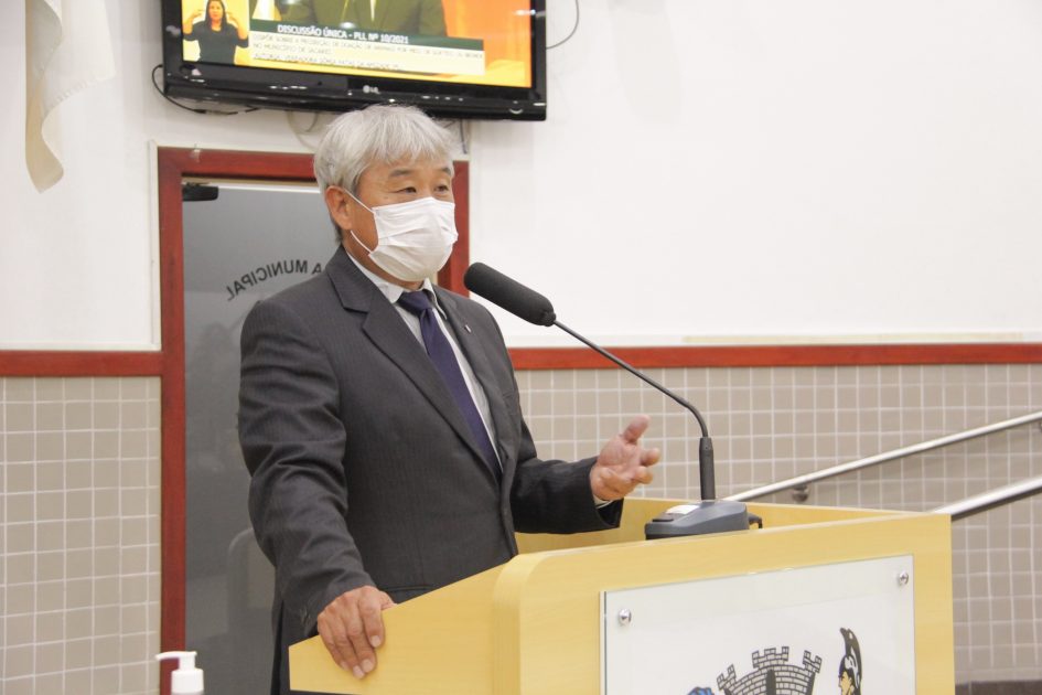 Edgard Sasaki pede liberação de estacionamento das 20h às 6h em frente de agências bancárias