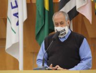 Valmir questiona falta de obras de drenagem em 25 casas do Jardim Colinas