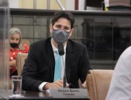 Hernani questiona Prefeitura sobre demolição de quadra esportiva no Jardim Conquista