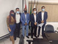 Deputados Kim Kataguiri e Arthur do Val, além do vereador Rubinho Nunes, visitam Câmara de Jacareí