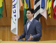 Hernani pede ampliação de horário de vacinação contra Covid-19