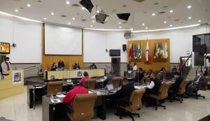 Câmara de Jacareí aprova primeira discussão de remanejo de Emendas Impositivas e outros dois projetos