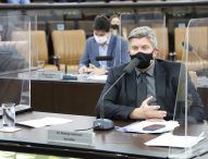 Dr. Rodrigo questiona Prefeitura sobre programa de controle de epidemias nas escolas públicas