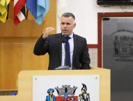 Flavinho pede informações para retorno de transporte coletivo aos níveis pré-pandemia