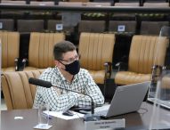 Abner pede iluminação pública e pintura de lombada em vias do Bandeira Branca I e II