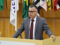 Luís Flávio pede melhoria na sinalização de trânsito na Av. Lucas Nogueira Garcez