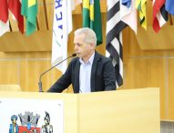 Paulinho do Esporte cobra academia ao ar livre e abrigo de ônibus em via no Jd. Maria Amélia