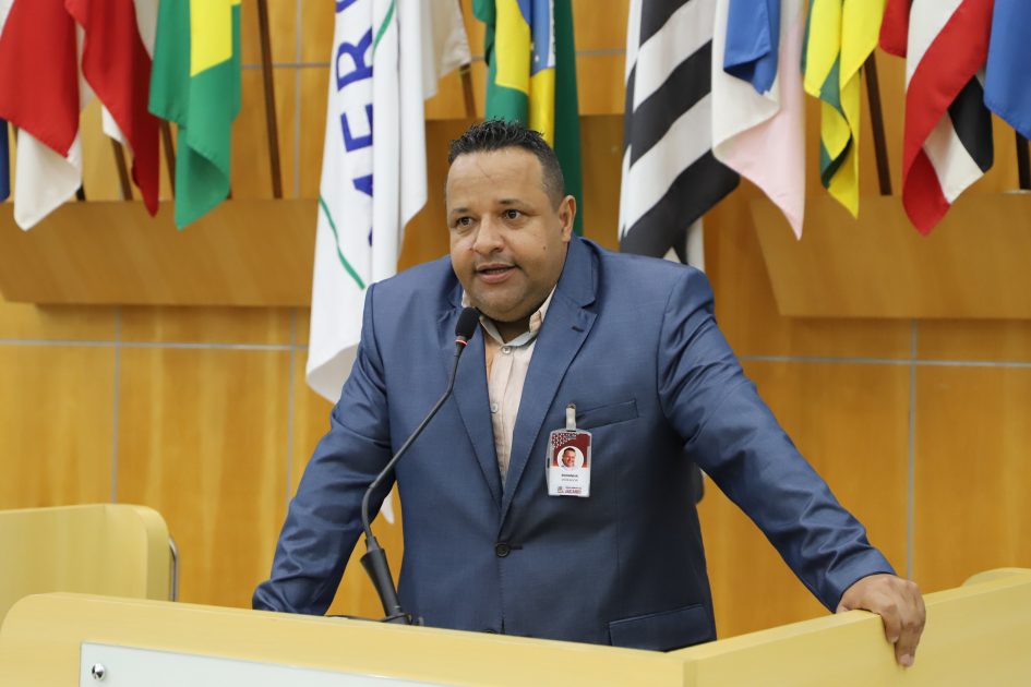 Roninha pede publicidade de pessoas desaparecidas em mídias sociais da Prefeitura