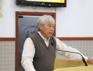 Edgard pede homenagem às empresas que participaram do Projeto Novo Olhar