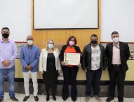 Márcia Santos recebe título de cidadã jacareiense em noite solene na Câmara