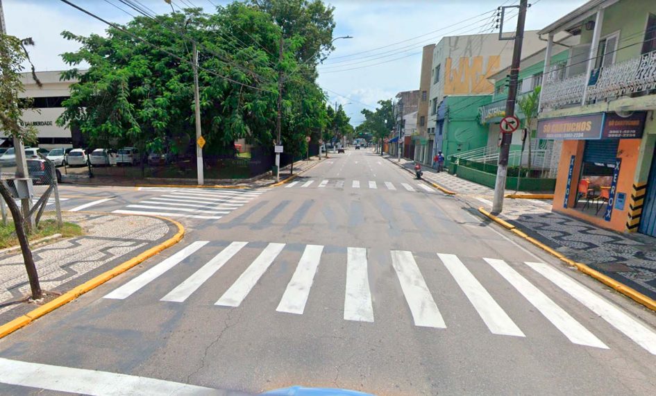 Roninha questiona sinalização de trânsito confusa no Centro