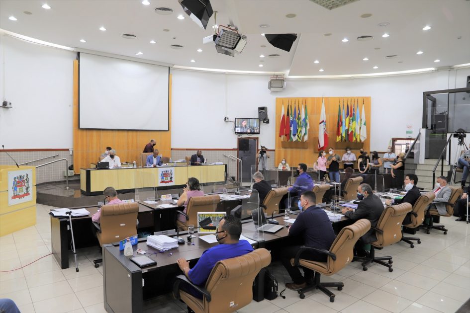 Câmara aprova Atividade Delegada e outros 8 projetos na última sessão de 2021 em Jacareí