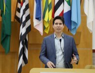 Hernani questiona prefeito sobre obras de calçamento em trecho da Rodovia Geraldo Scavone