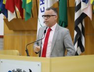 Luís Flávio cobra transporte exclusivo para alunos remanejados da Escola Estadual Benedita Freire