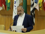 Valmir questiona Prefeitura sobre falta de manutenção em campo de futebol do Jardim Paraíso