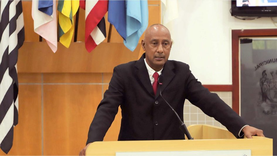 Paulinho dos Condutores questiona redução de recicláveis à Cooperativa de Jacareí