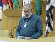 Valmir questiona Prefeitura sobre suspensão de pintura de faixas de trânsito na região norte