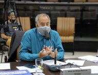 Valmir questiona uso de R$ 50 mil para cercamento de quadra no Parque Meia Lua