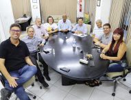 Após ofício da Câmara, prefeito insere categoria dos professores em projeto de reajuste salarial