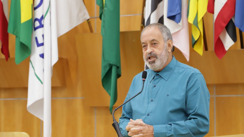 Valmir questiona prefeito sobre solução de enchentes na Lucas Nogueira Garcez