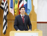 Hernani questiona prefeito sobre projeto de habitação a famílias que moram em área pública no Porto Velho