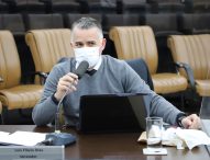 Luís Flávio questiona Prefeitura sobre rachaduras em imóvel no Jardim das Indústrias