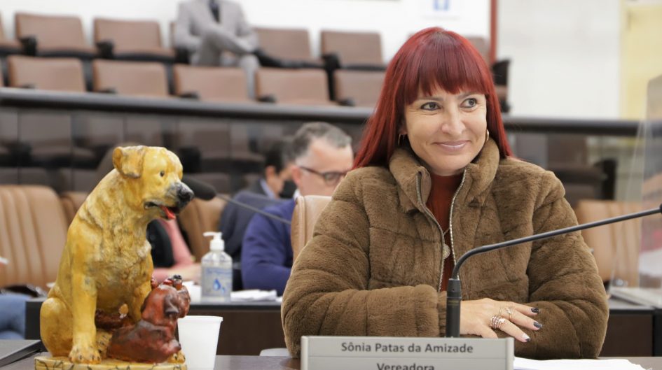 Sônia protocola indicações para ruas do Conjunto São Benedito