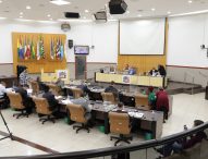 Câmara aprova primeira discussão para mudança de idade mínima para aposentadoria de servidores públicos