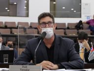 Dudi pede manutenção de calçamento na esquina do Fórum de Jacareí