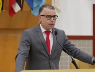 Luís Flávio questiona prefeito sobre obras para contenção de enchentes na Diogo Fontes