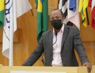 Rogério pede informações sobre casos de vandalismo em semáforos de Jacareí