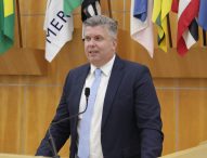Dr. Rodrigo pede manutenção de fiação à EDP na região da Rua Nazur