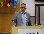 Luís Flávio questiona Prefeitura sobre demora para fechamento de cratera na Vila Zezé