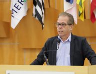 Paulinho do Esporte solicita serviços de manutenção em bairros da região leste