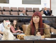 Sônia questiona prefeito sobre paralização da vacinação antirrábica de cães e gatos