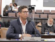 Dudi cobra Centro Educacional para crianças e adolescentes com Transtorno do Espectro Autista