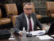 Luís Flávio pede manutenção na iluminação de quadra no Jardim Conquista