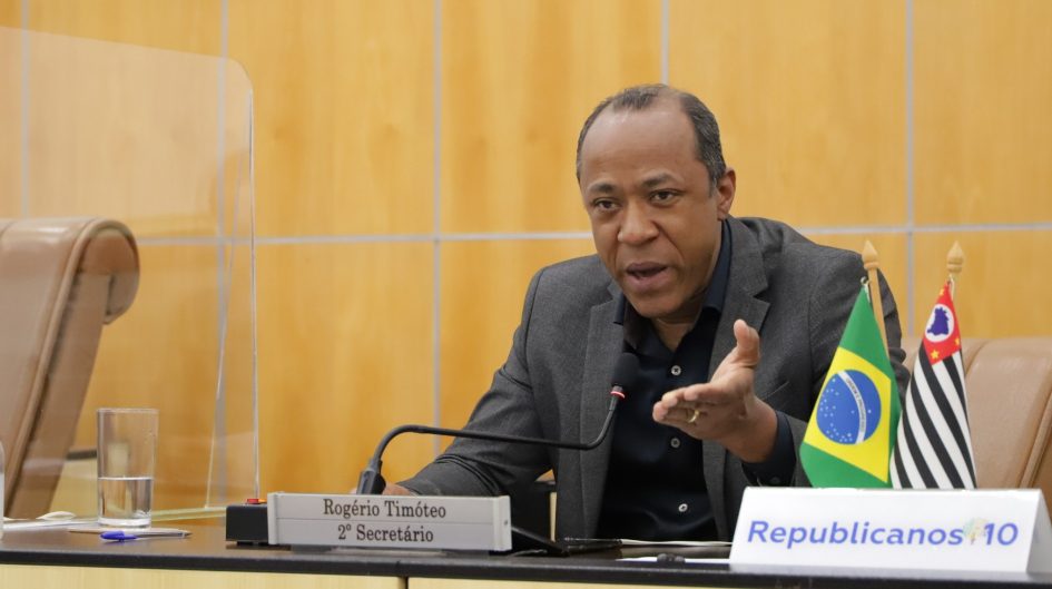 Rogério indica pavimentação de vias e poda de árvores no Jardim Novo Amanhecer