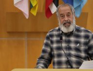 Valmir questiona prefeito sobre valores investidos na instalação do Bom Prato