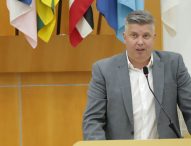 Dr. Rodrigo questiona prefeito sobre gastos com publicidade e propaganda