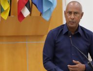 Paulinho dos Condutores pede identificação de CEP em rua do Chácaras Parateí