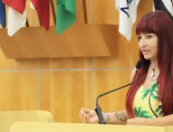 Sônia questiona prefeito sobre fiscalização de leis de sua autoria