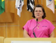 Maria Amélia pede mais consultas oftalmológicas a pacientes de Jacareí