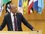 Rogério Timóteo pede serviços de infraestrutura urbana no bairro Jardim do Vale
