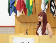 Sônia pede auxílio a deputado para vinda de carreta da mamografia a Jacareí