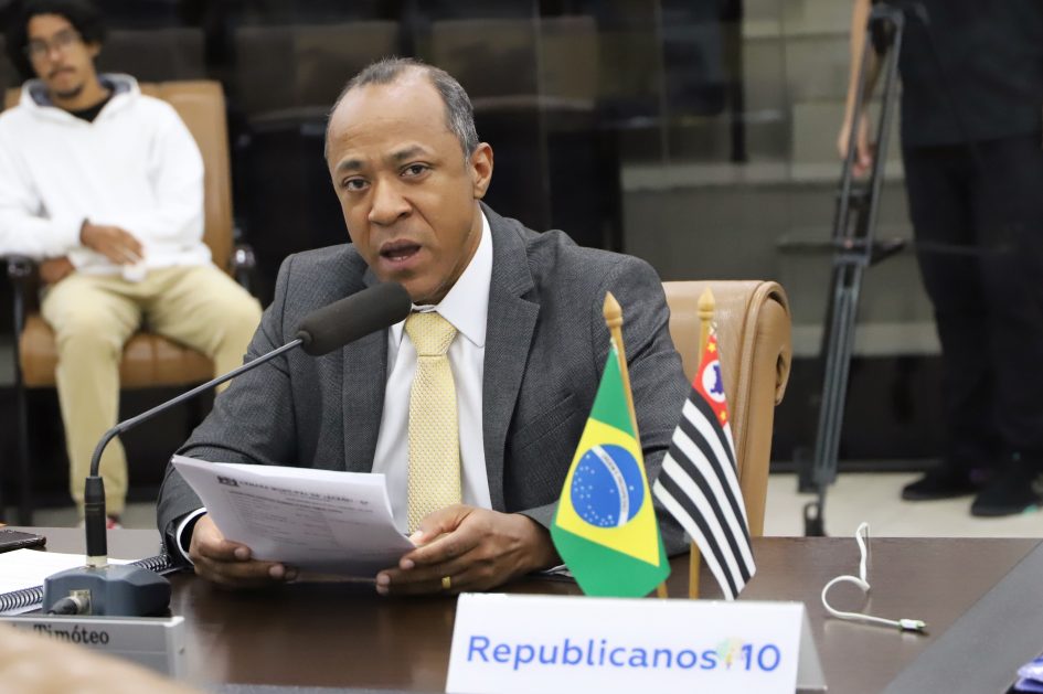Rogério questiona prefeito sobre funcionamento do Conselho Municipal Antidrogas