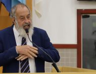 Valmir questiona prefeito sobre aterro de cavas no bairro Lagoa Azul
