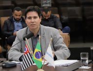 Hernani questiona Prefeitura sobre adesão ao novo Piso Salarial da Enfermagem